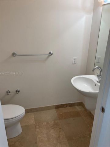 41 SE 5th St 1104, Miami, FL 33131