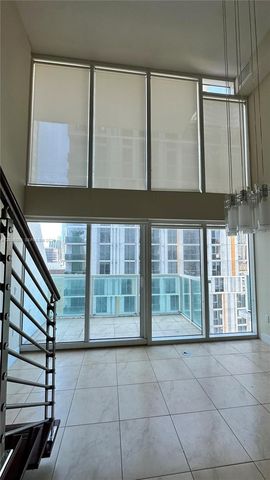 41 SE 5th St 1104, Miami, FL 33131