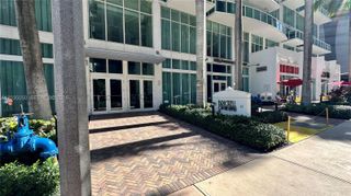 41 SE 5th St 1104, Miami, FL 33131