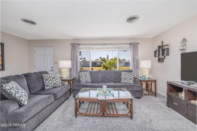 71 Jamestown Drive, Ormond Beach, FL 32176