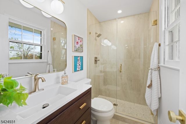 22 Hillcrest Rd, Hillsborough Twp., NJ 08844