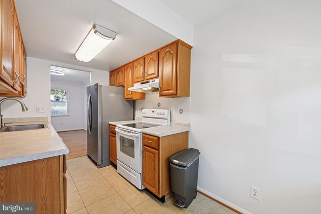 5 BUSH HILL CT, Gaithersburg, MD 20882