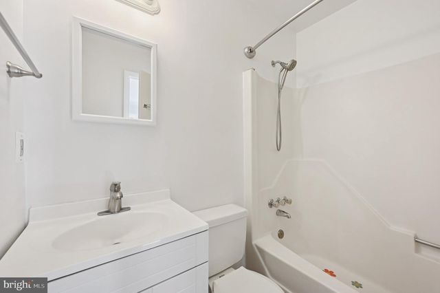 5 BUSH HILL CT, Gaithersburg, MD 20882