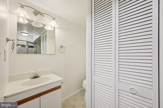 5 BUSH HILL CT, Gaithersburg, MD 20882