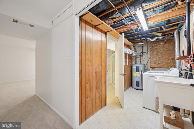 5 BUSH HILL CT, Gaithersburg, MD 20882