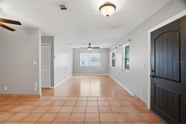 4307 W WISCONSIN COURT, Tampa, FL 33616