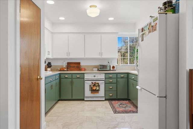 32169 Maranatha Drive, North Fork, CA 93643