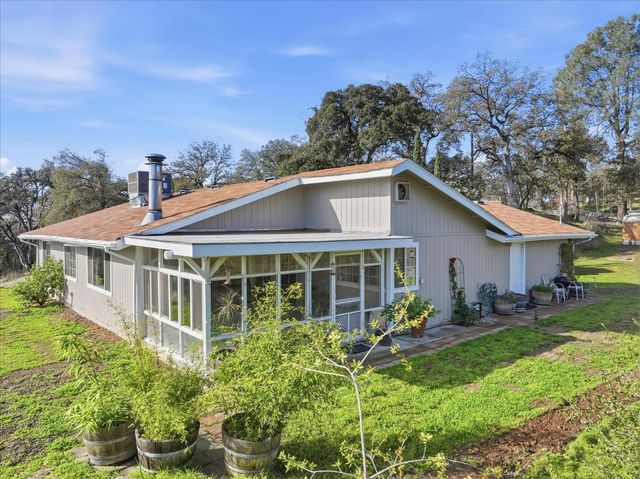 32169 Maranatha Drive, North Fork, CA 93643