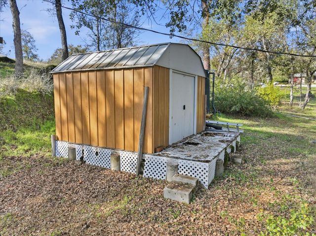 32169 Maranatha Drive, North Fork, CA 93643