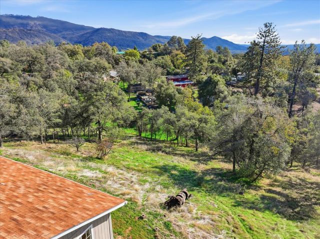 32169 Maranatha Drive, North Fork, CA 93643