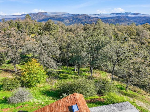 32169 Maranatha Drive, North Fork, CA 93643