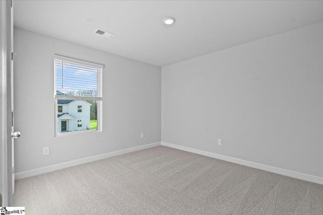 584 Cozy Bluff Road, Spartanburg, SC 29301