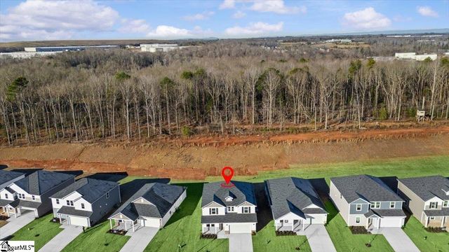 584 Cozy Bluff Road, Spartanburg, SC 29301