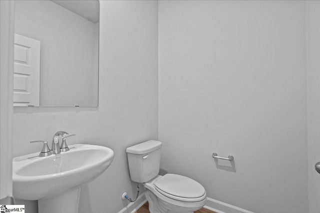 584 Cozy Bluff Road, Spartanburg, SC 29301