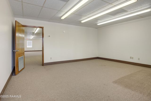 2801 Kaliste Saloom Road, Lafayette, LA 70508
