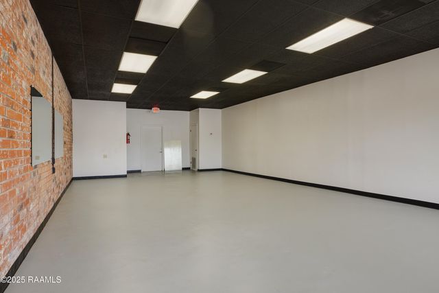 2801 Kaliste Saloom Road, Lafayette, LA 70508