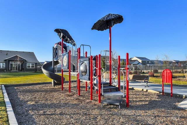 10426 Loneleaf, Nampa, ID 83687