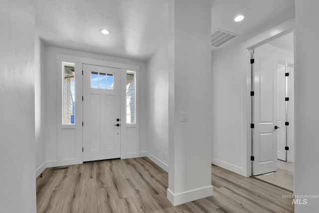 10426 Loneleaf, Nampa, ID 83687