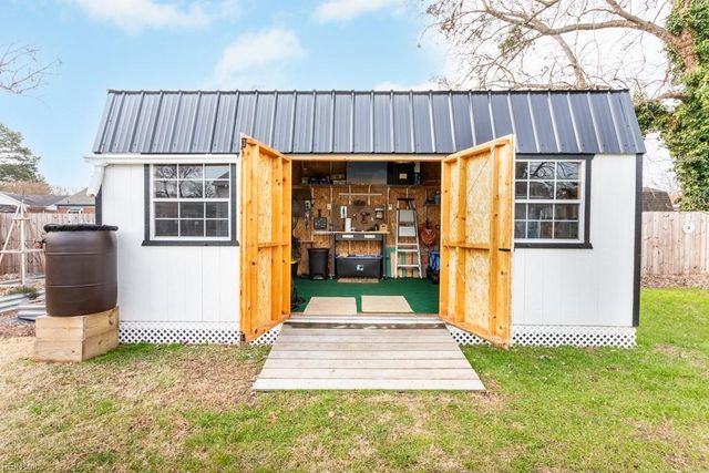 32 Westmoreland DR, Hampton, VA 23669