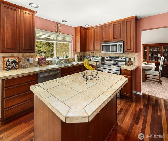 3402 20th Avenue Ct SE, Puyallup, WA 98372