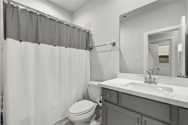 13224 Diamond Reef Lane, Texas City, TX 77568