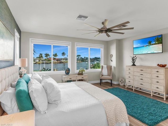111 Newport Cay, Naples, FL 34114