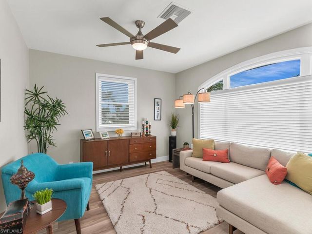 111 Newport Cay, Naples, FL 34114