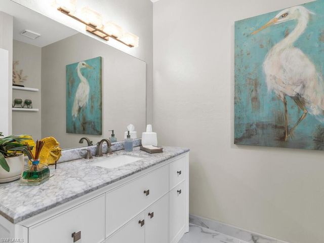 111 Newport Cay, Naples, FL 34114