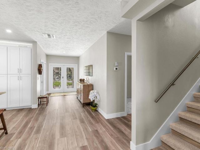 111 Newport Cay, Naples, FL 34114