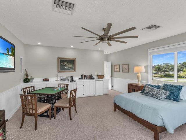 111 Newport Cay, Naples, FL 34114