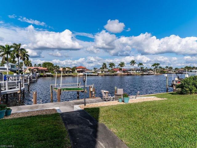 111 Newport Cay, Naples, FL 34114