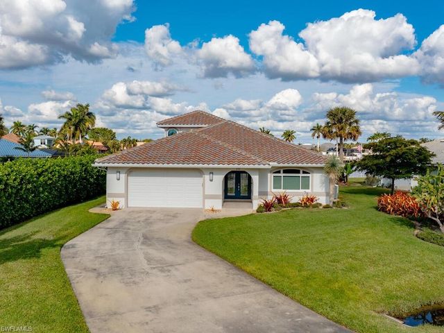 111 Newport Cay, Naples, FL 34114