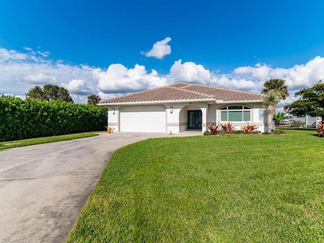 111 Newport Cay, Naples, FL 34114