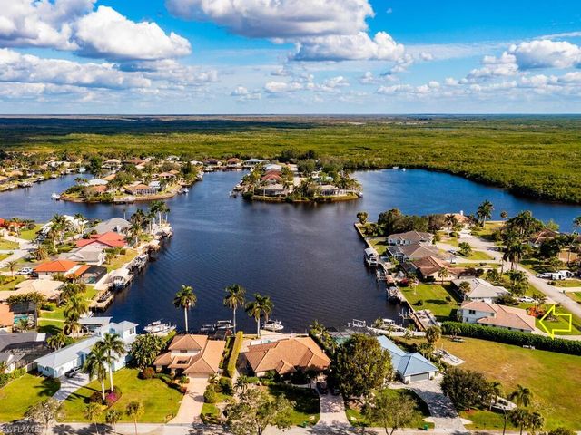 111 Newport Cay, Naples, FL 34114
