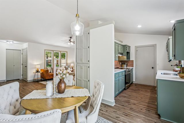 2046 N Cheryl Court, Wichita, KS 67212