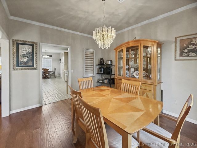 29877 S Qualls Road, Park Hill, OK 74451