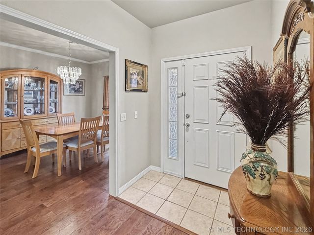 29877 S Qualls Road, Park Hill, OK 74451