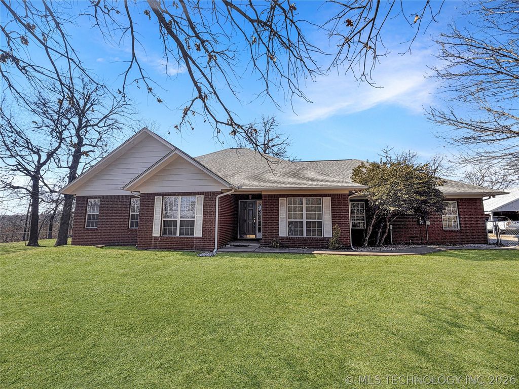 29877 S Qualls Road, Park Hill, OK 74451