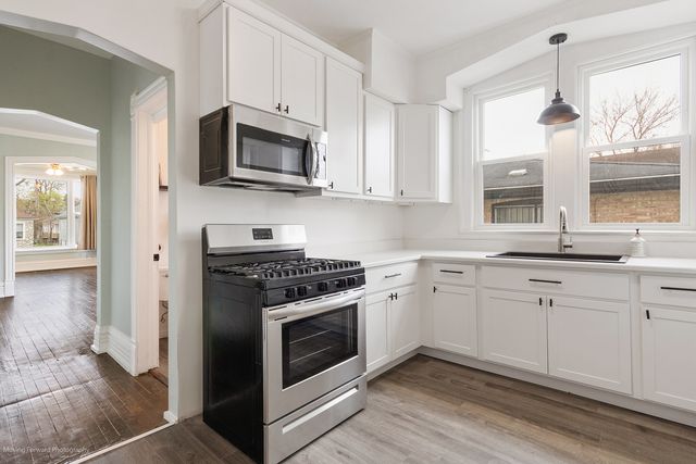 11326 S EGGLESTON Avenue, Chicago, IL 60628