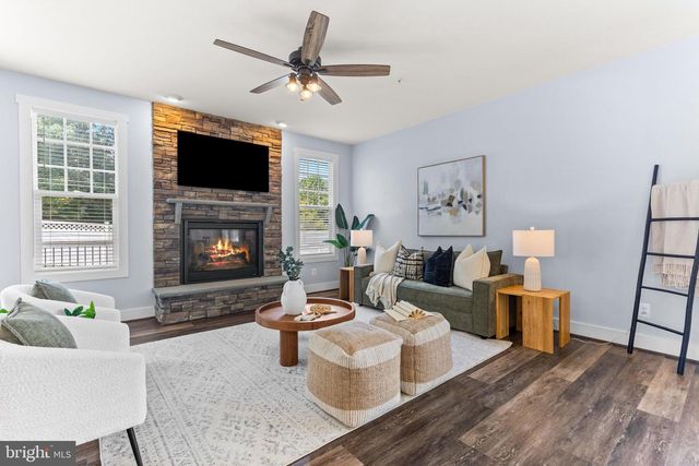 8210 POWERS LN, Millersville, MD 21108