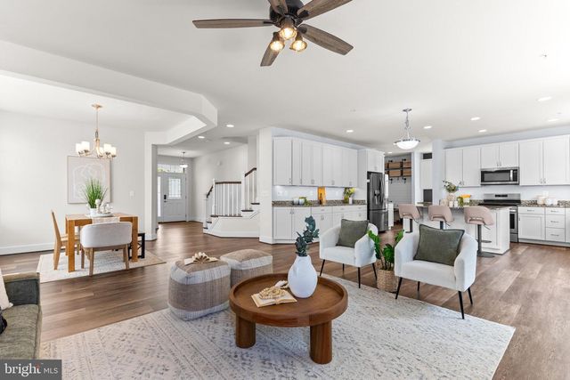 8210 POWERS LN, Millersville, MD 21108