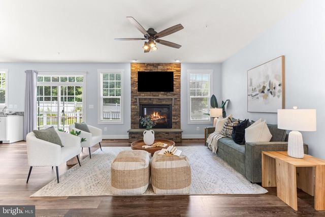 8210 POWERS LN, Millersville, MD 21108