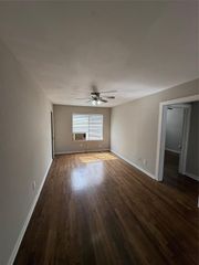 5010 Ennis Street 3, Houston, TX 77004