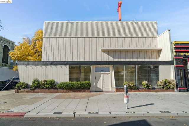 2505 Telegraph Ave, Oakland, CA 94612