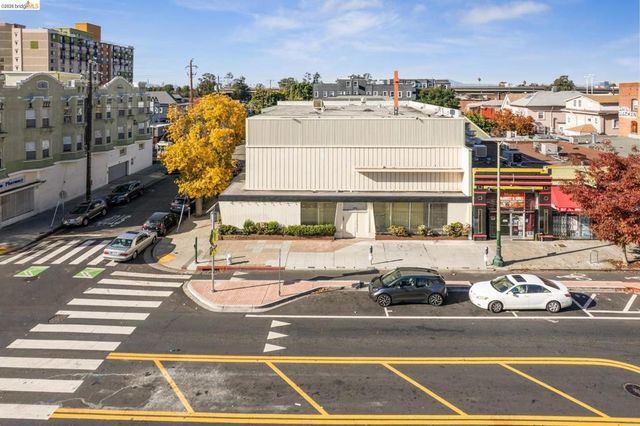 2505 Telegraph Ave, Oakland, CA 94612