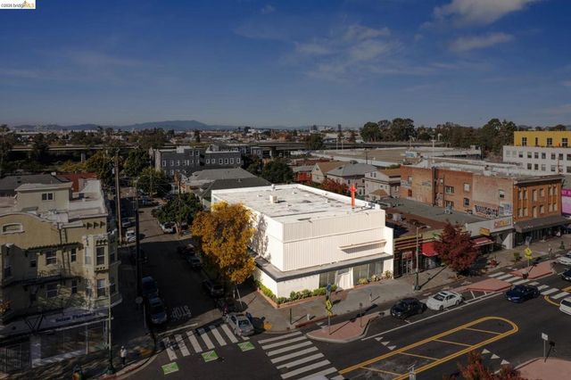 2505 Telegraph Ave, Oakland, CA 94612