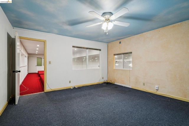 2505 Telegraph Ave, Oakland, CA 94612