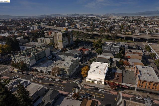 2505 Telegraph Ave, Oakland, CA 94612