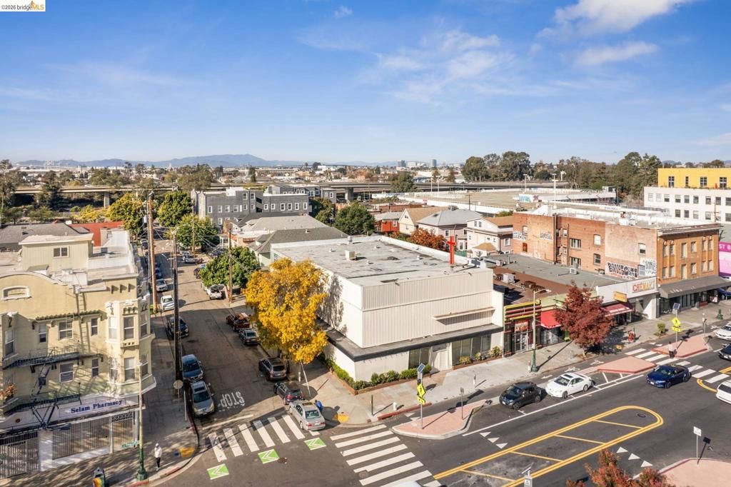 2505 Telegraph Ave, Oakland, CA 94612