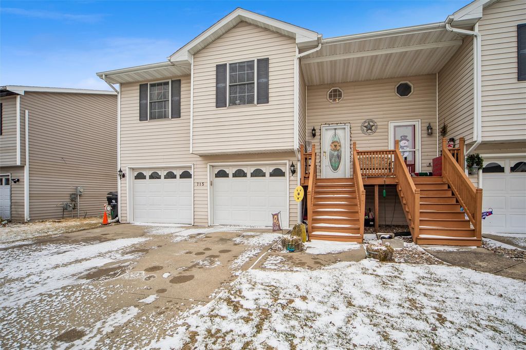 715 SE Kensington Road, Ankeny, IA 50021